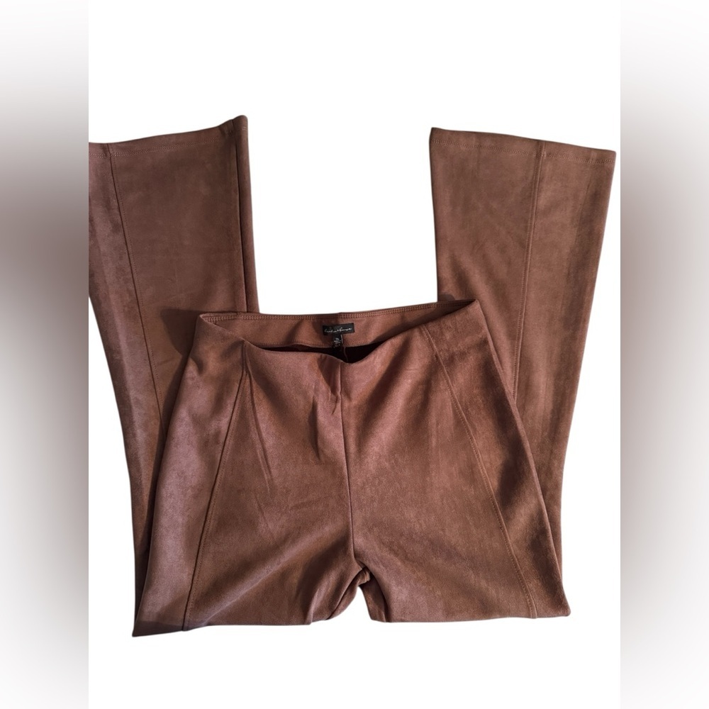NWT!! HUNTER & BROWN  flared faux suede Pants size XL